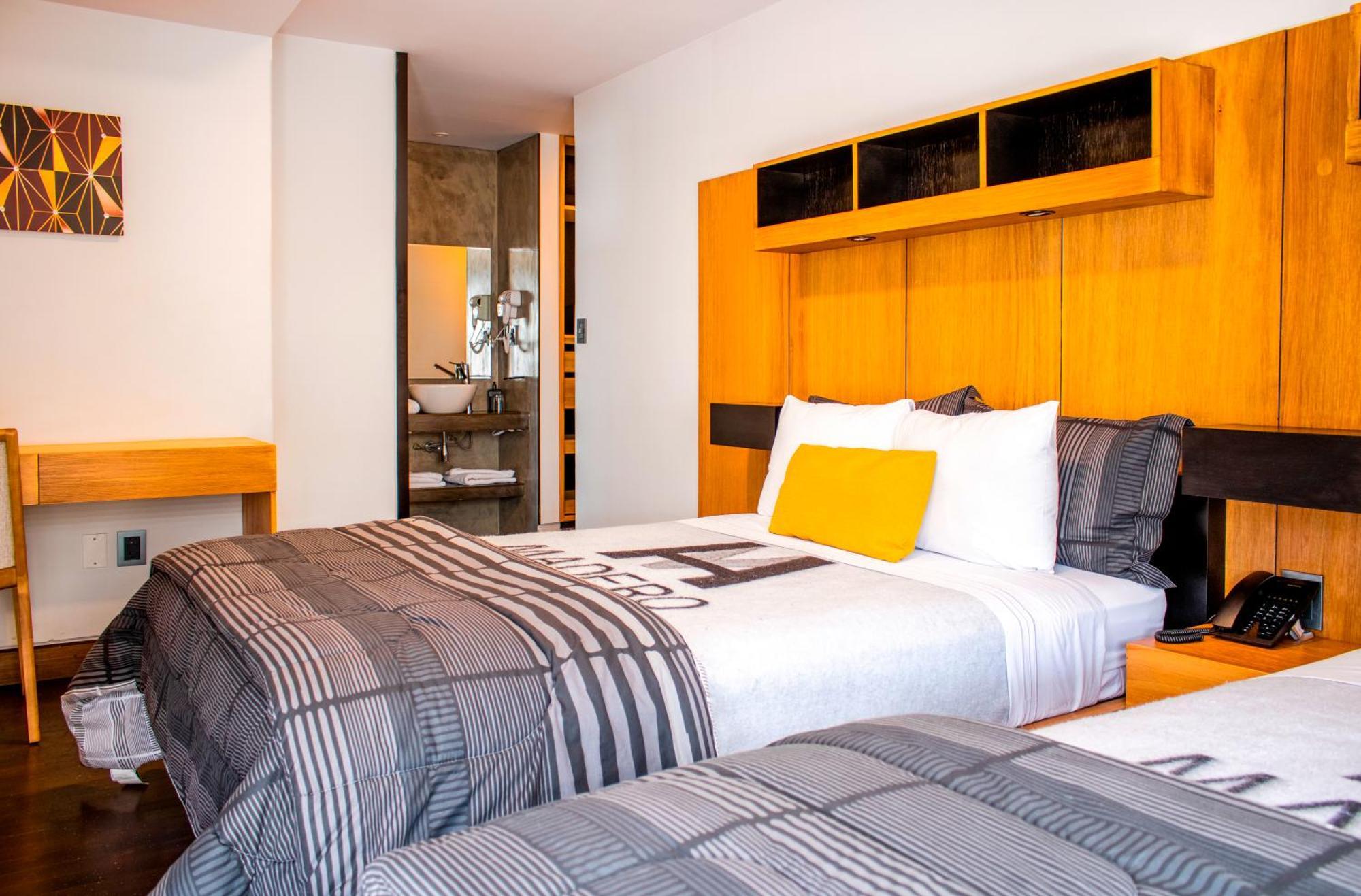 Madero Hotel & Suites La Paz Exterior photo